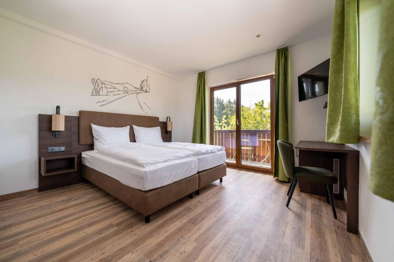 Gasthaus Hotel Beim Erich Oberhofen am Irrsee Экстерьер фото