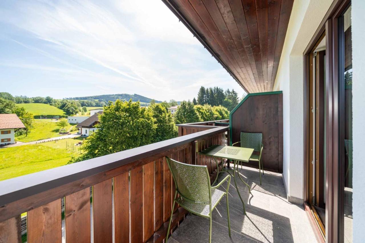 Gasthaus Hotel Beim Erich Oberhofen am Irrsee Экстерьер фото